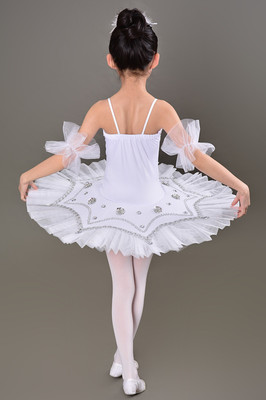 六一兒童節(jié)演出首選 小天鵝芭蕾舞裙，打造夢幻舞臺瞬間